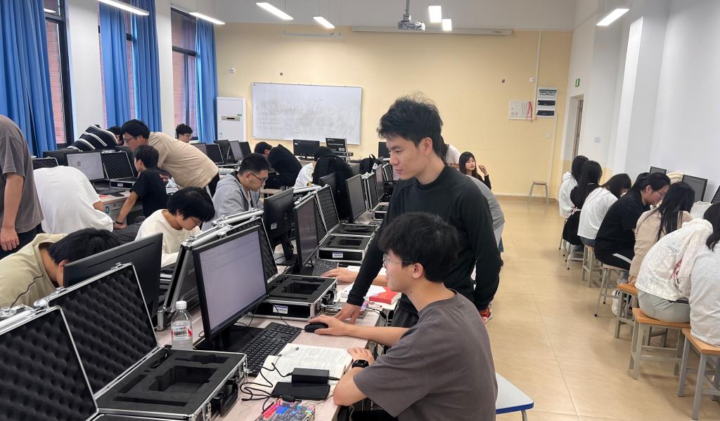 醫學信息工程與計算機信息技術開發的融合創新